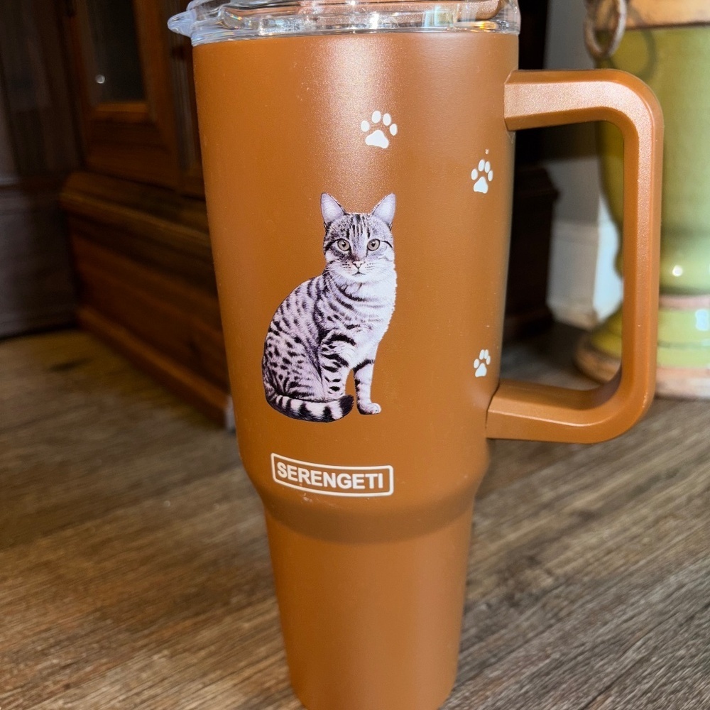 Serengeti tabby cat water bottle mug new